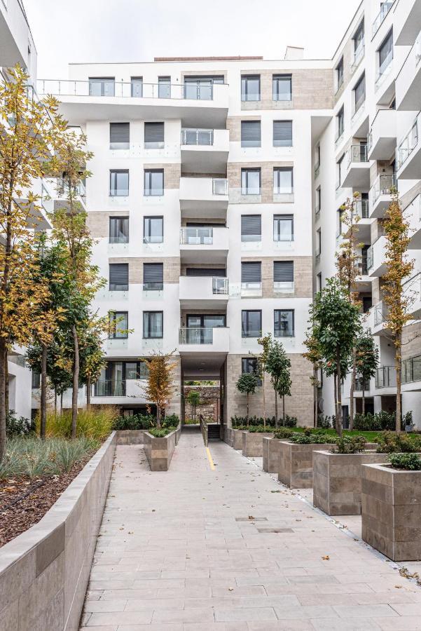 Dob36 Apartment With Free Private Parking And Balcony Budapest Exterior photo